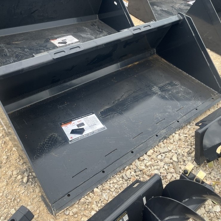 Wolverine 72" SS Track Bucket