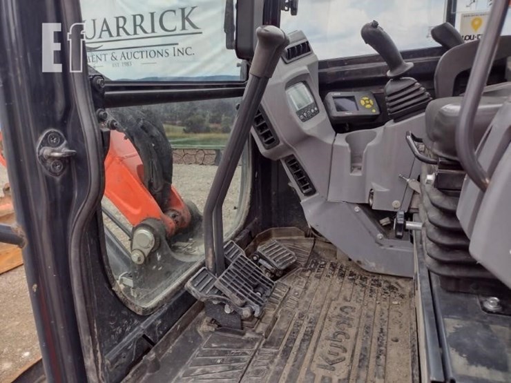2019-kubota-u35-4-image-14