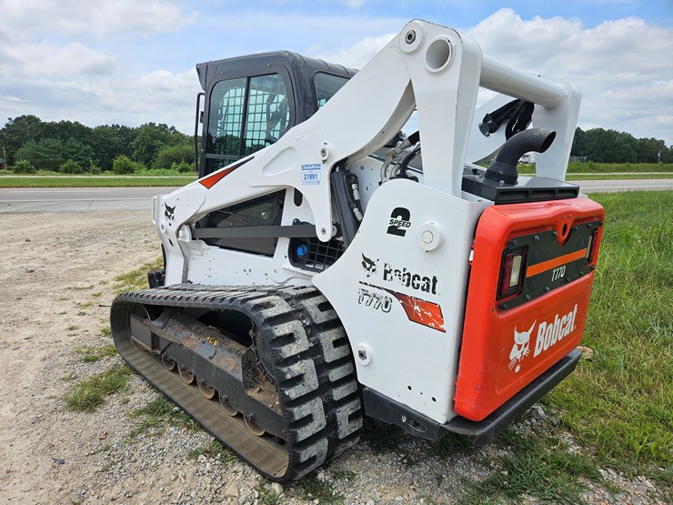 2021-bobcat-t770-image-9