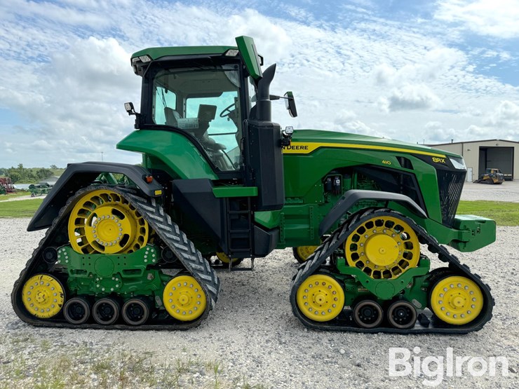 2021-john-deere-8rx-410-image-4