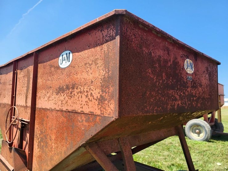 j&m-350-hopper-wagon-w/running-gear-image-38