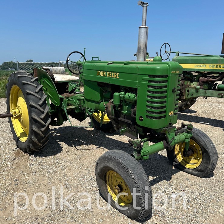 JOHN DEERE MT