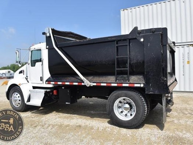 2012-kenworth-t370-image-15