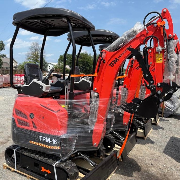 TPM 16 Mini Excavator