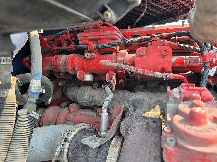 2019-peterbilt-579-image-63