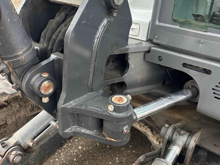 2011-bobcat-e80-image-5