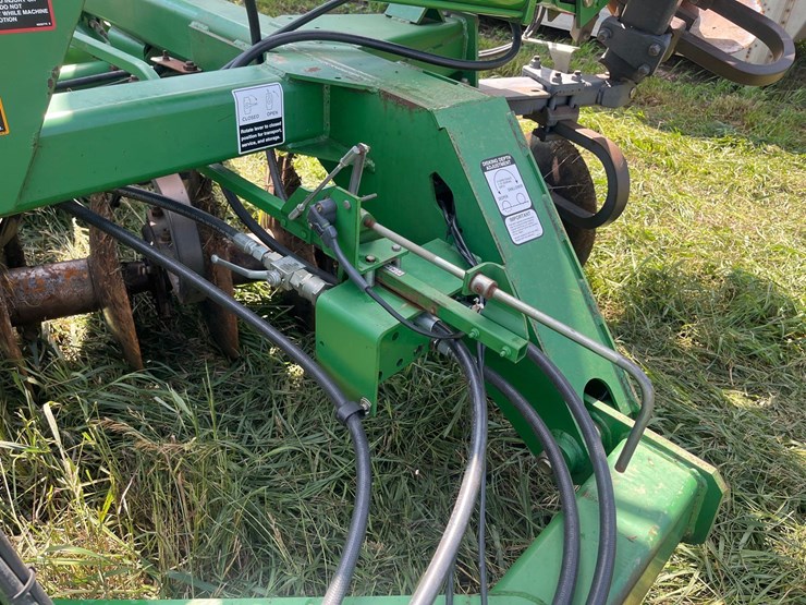john-deere-637-image-8
