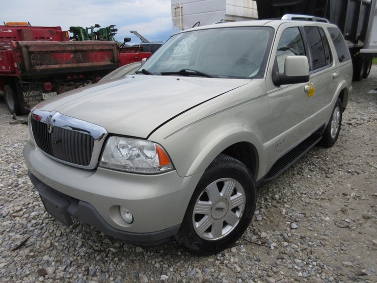 2003-lincoln-aviator-image-1