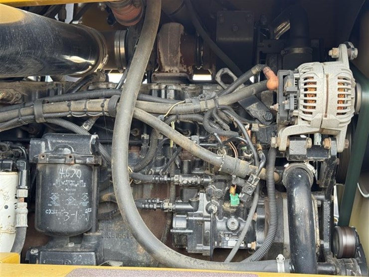 2005-john-deere-100-image-29