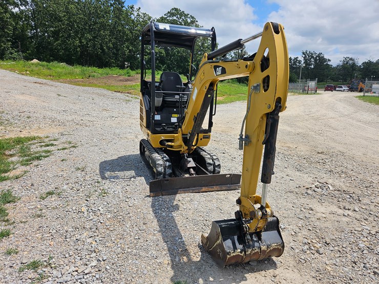 caterpillar-301.7-image-22