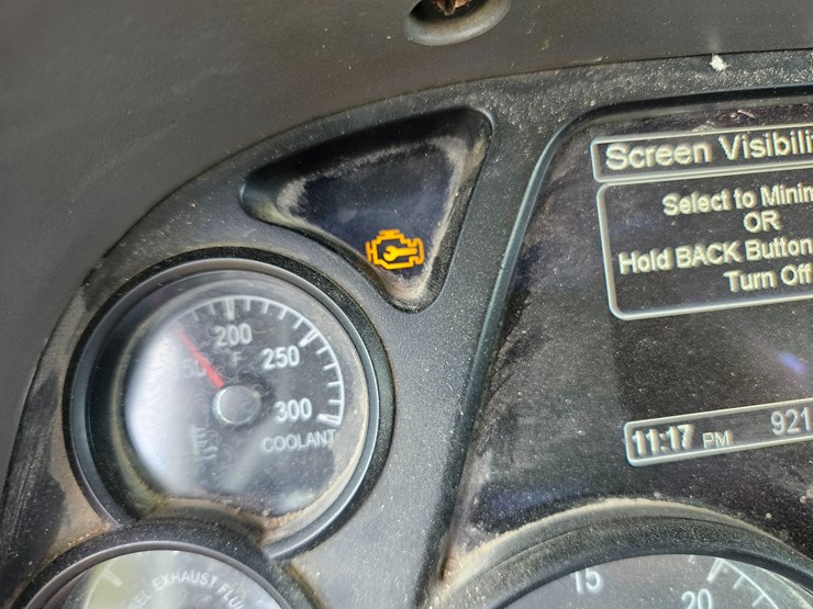 2014-peterbilt-579-image-32