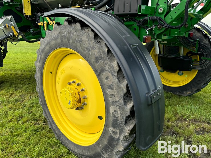 2020-john-deere-r4038-image-18