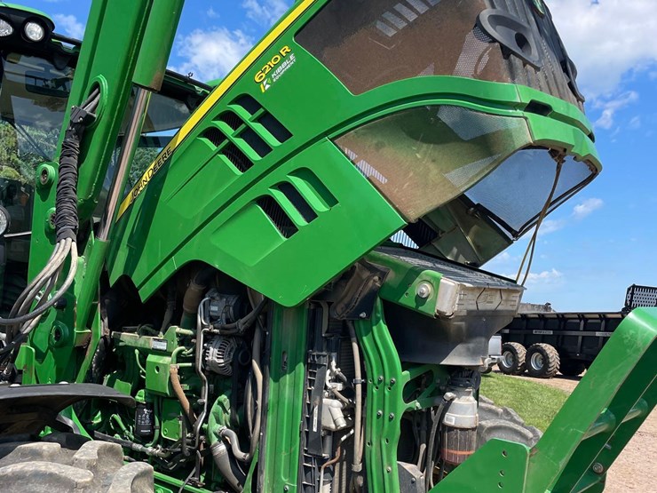 2014-john-deere-6210r-image-78