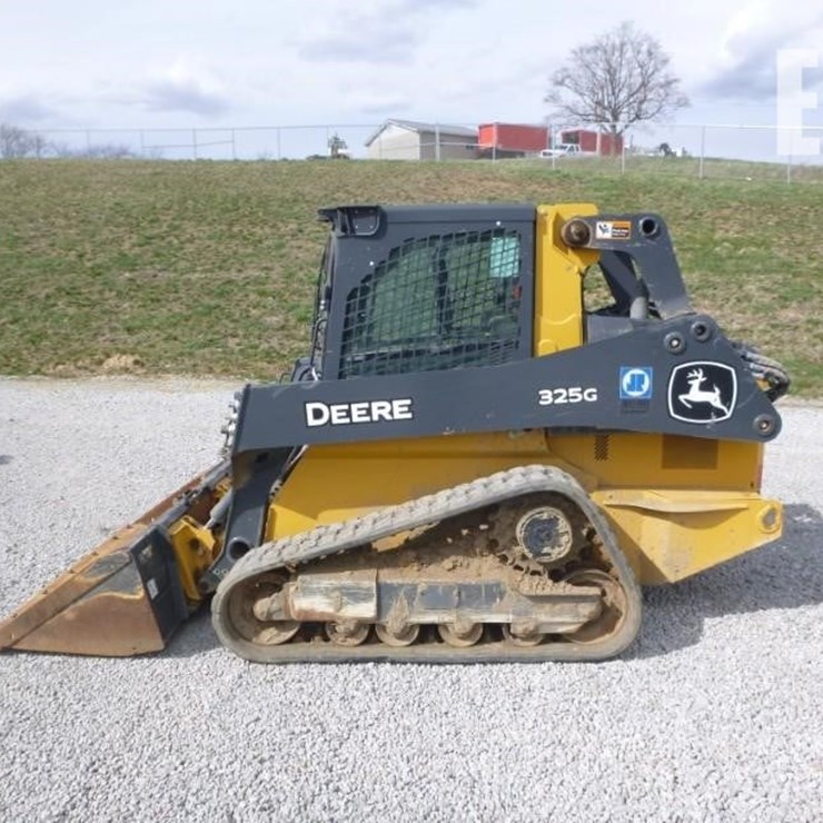 2023 DEERE 325G