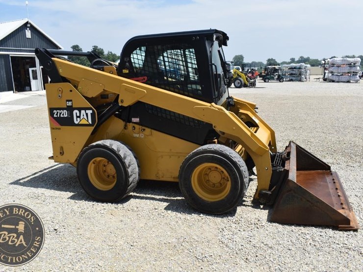 2015-caterpillar-272d2-image-16