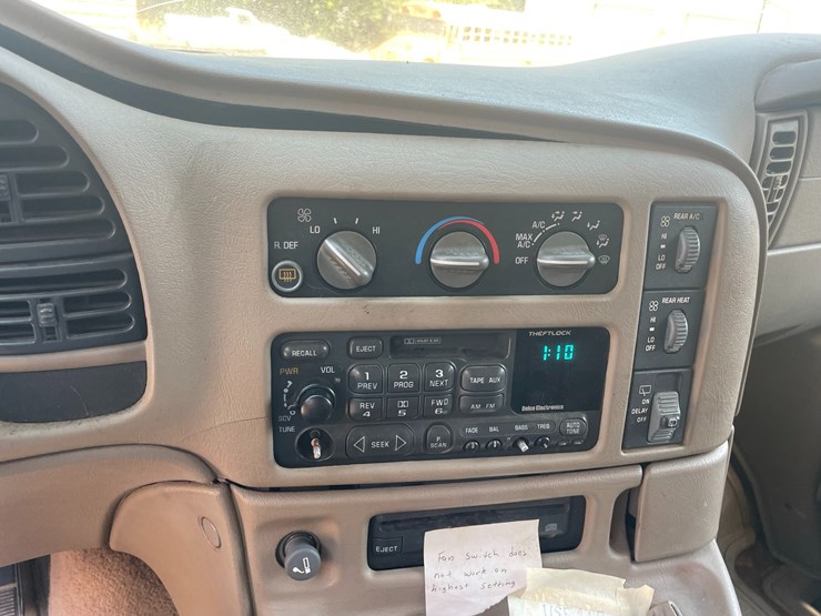 1998-chevrolet-astro-image-26