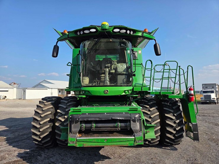 2015-john-deere-s680-image-10
