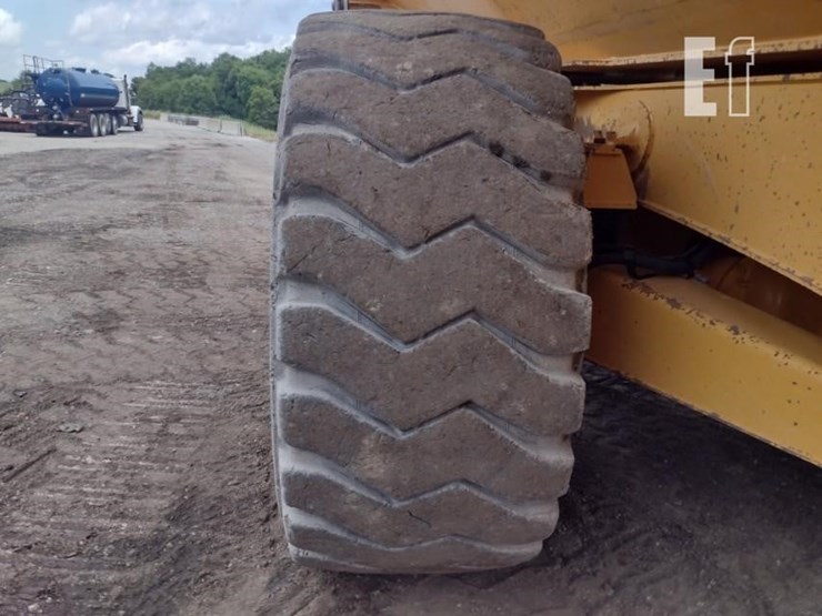 2013-volvo-a40f-image-22