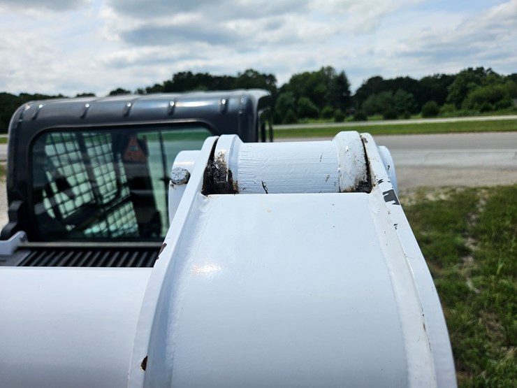 2021-bobcat-t770-image-86