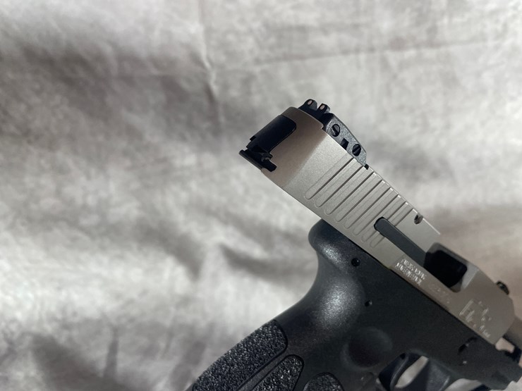 #4373-•-taurus-g2s-9mm-luger-pistol,-sn:-ade313018-image-13