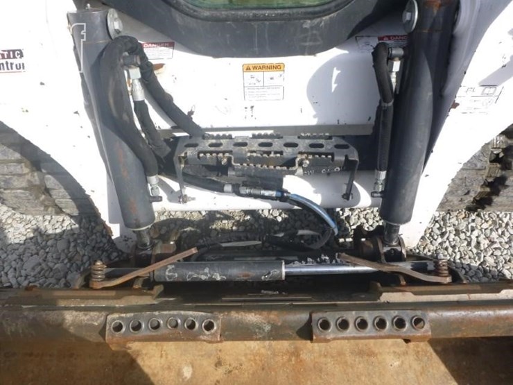 2018-bobcat-t595-image-15