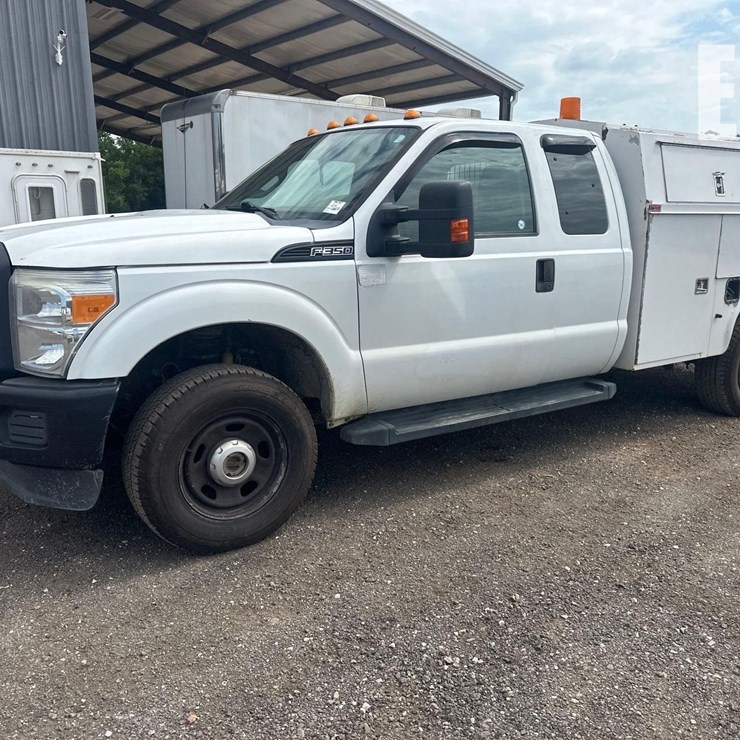 2012 FORD F350