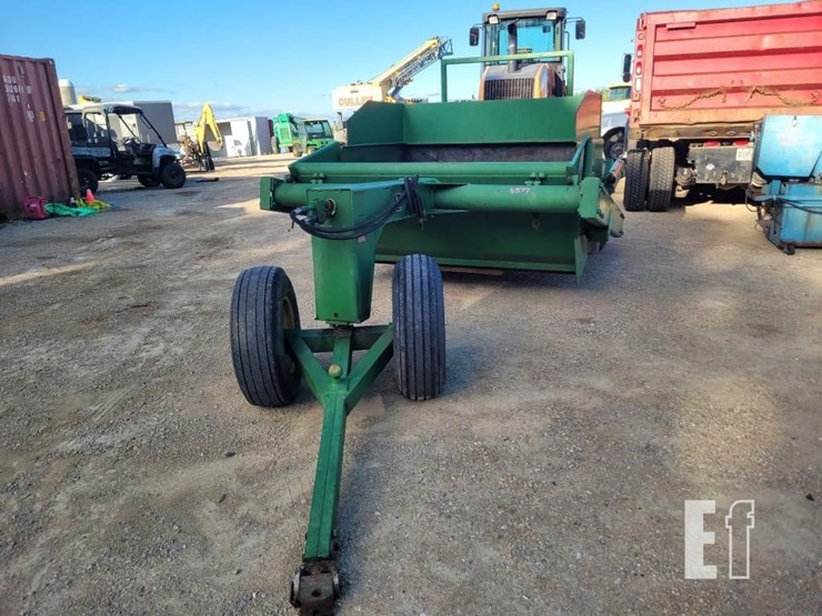 john-deere-600-hydraulic-scraper-image-2