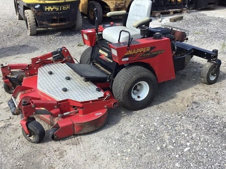 snapper-z-rider-mower-image-1