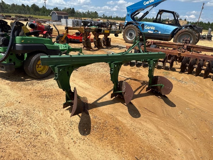 216---3-bottom-plow-image-4