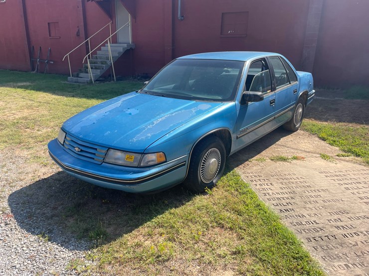 #1474-•-1992-chevrolet-lumina-sedan-2g1wl54t6n9202754-image-1