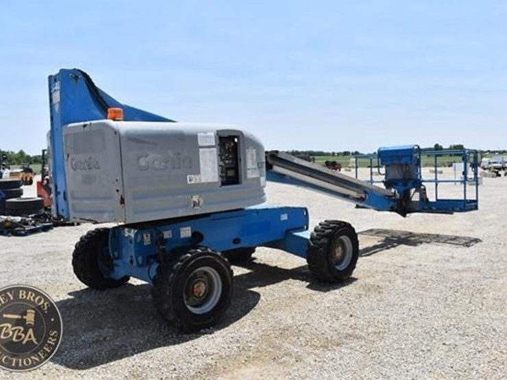 2015-genie-s40-image-16