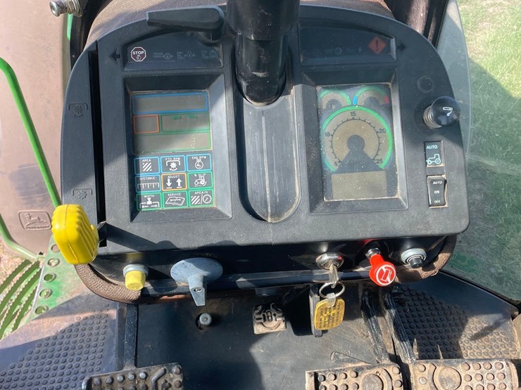 john-deere-4755-image-33