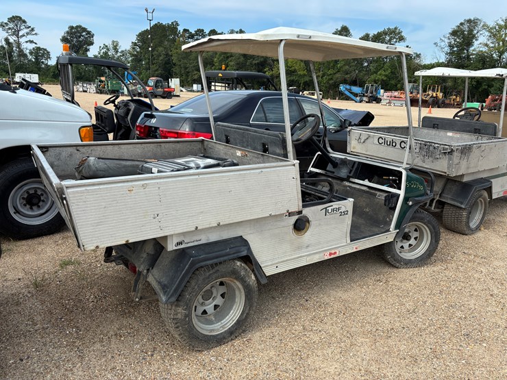 #22740-•-turf-carry-all-club-car-for-parts-and-repairs-image-4