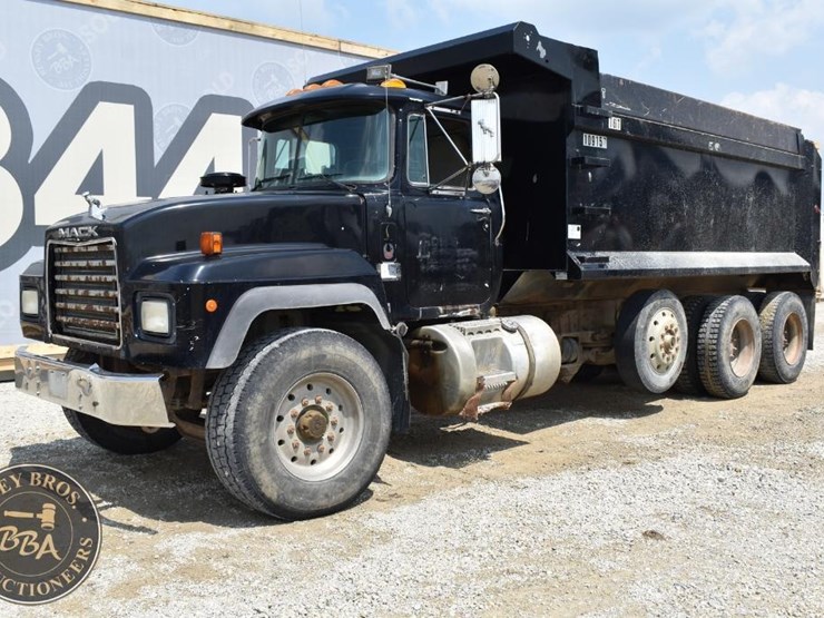 1996-mack-rd688s-image-35