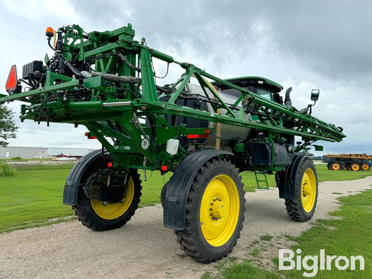 2018-john-deere-r4038-image-5