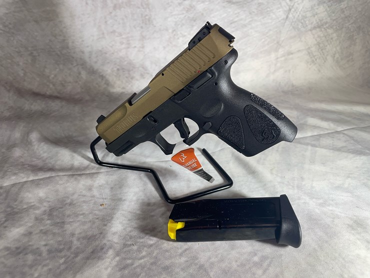 #4395-•-taurus-g2c-9mm-luger-pistol,-sn:-ael857955-image-21