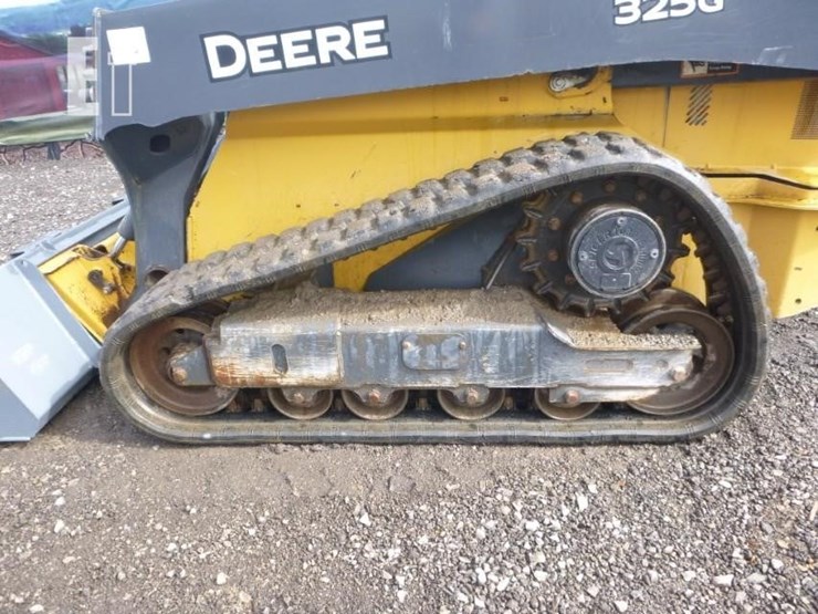 2022-deere-325g-image-19