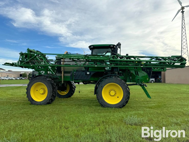 2019-john-deere-r4038-image-4
