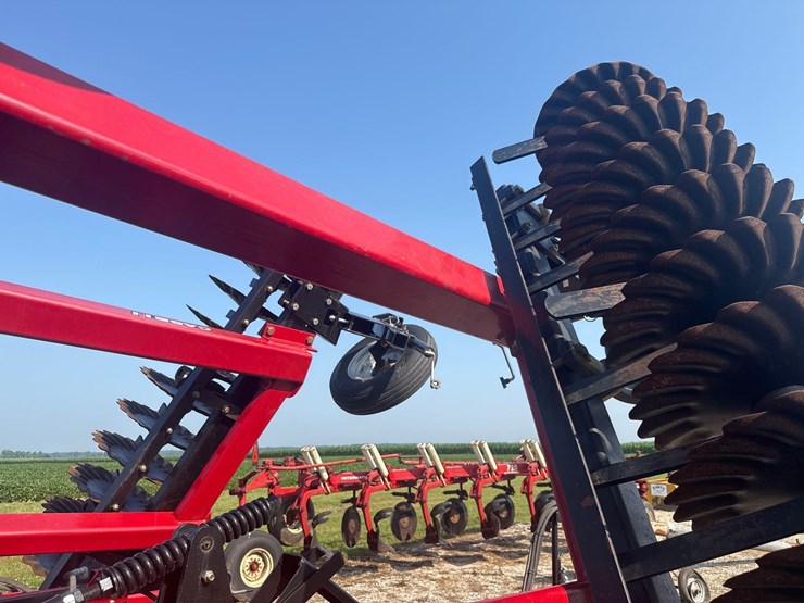 2013-22’-c-ih-330-true-tandem-turbo-vt-disc-image-25