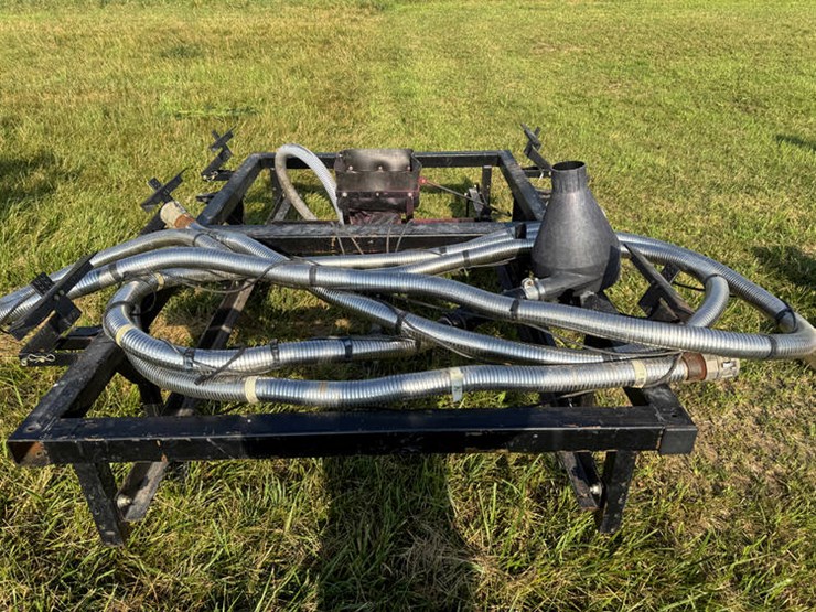 #1422-•-systems-1---2-box-seed-tender-w/-honda-eng.-image-5
