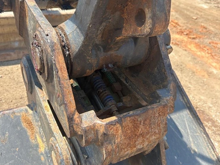2021-bobcat-e85-image-18