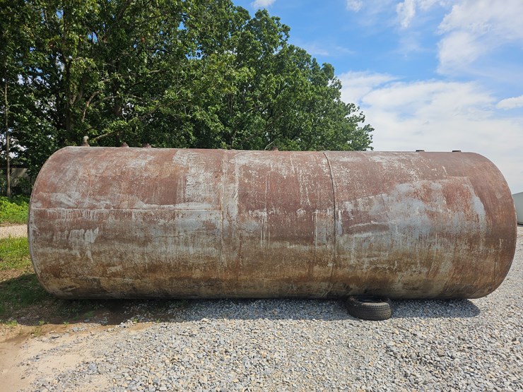 #20849-•-fuel-tank-image-2