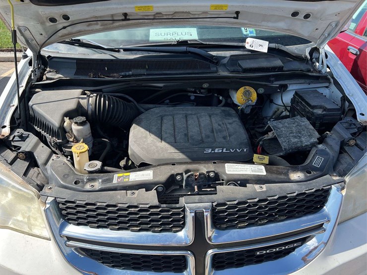2014-dodge-grand-caravan-image-19