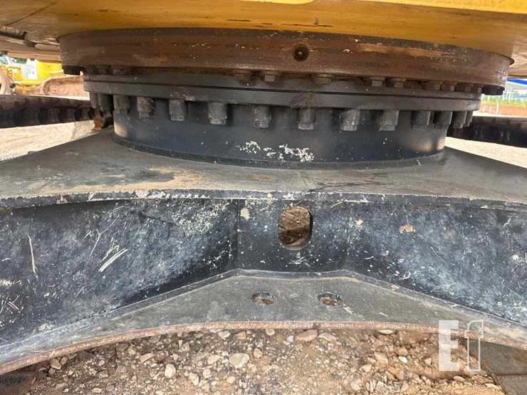 2021-caterpillar-315-gc-image-14