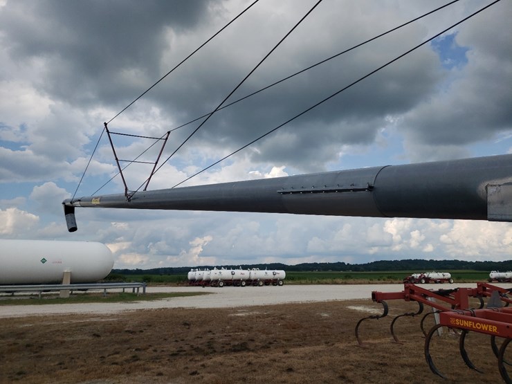 2008-mayrath-auger---10"-x-72'-swingway-image-8