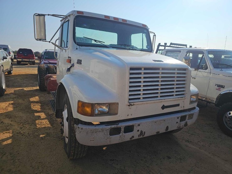1997-international-4700-image-1