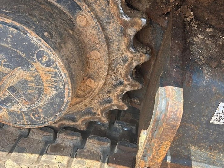 2021-bobcat-e85-image-9