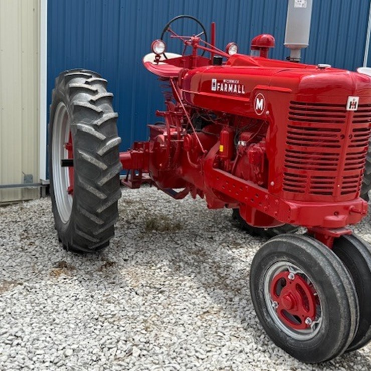 IH M 1950 Narrow Front, good running, no oil usage, good paint, Serial # 259282