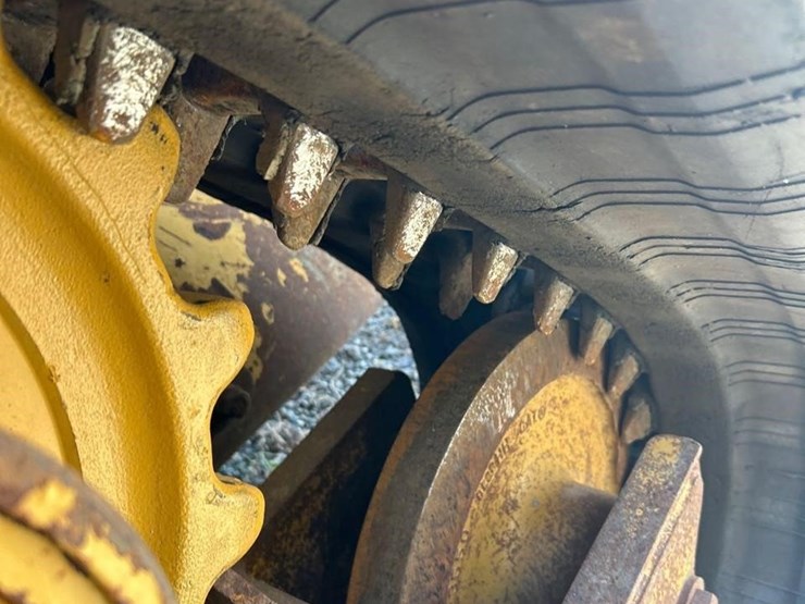 2015-caterpillar-279d-image-7