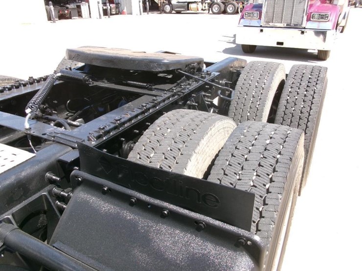 2011-international-prostar-image-5